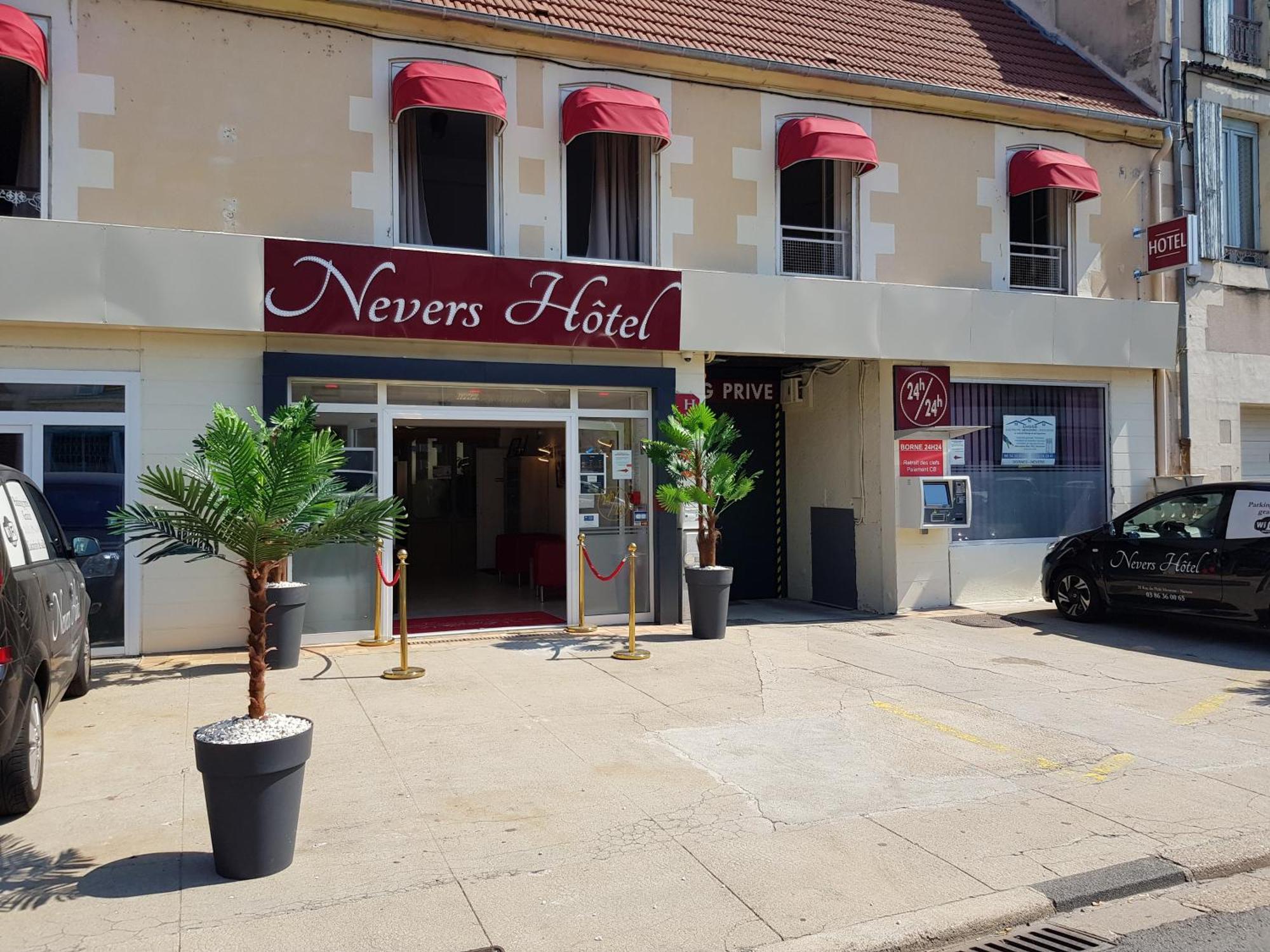 Nevers Hotel Экстерьер фото